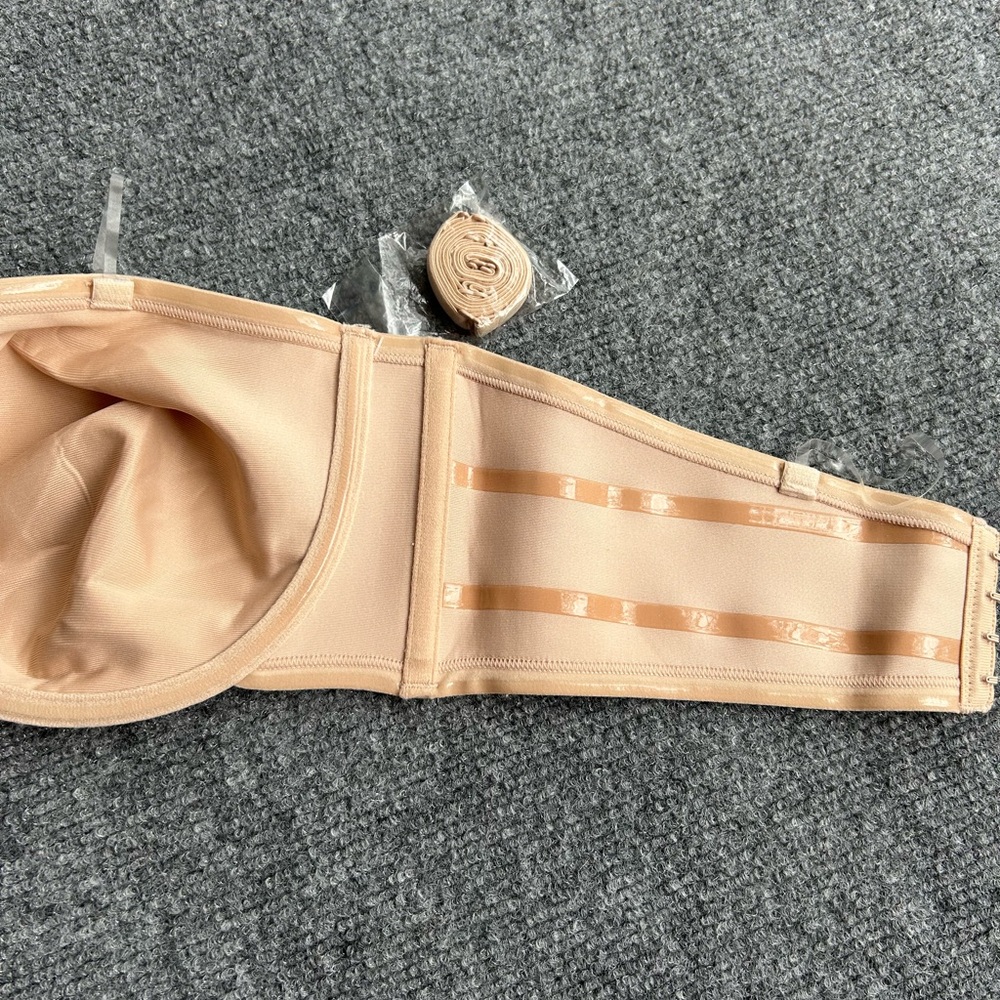 Vanity Fair Nude Strapless Bra - Picture 5 of 5